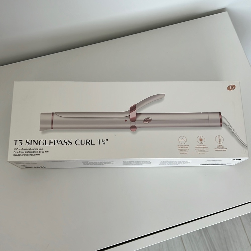 Bran new T3 single pass curl 1 1/4”